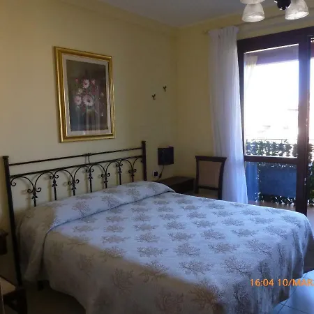 Sogno Di Mare Bed & Breakfast 3*